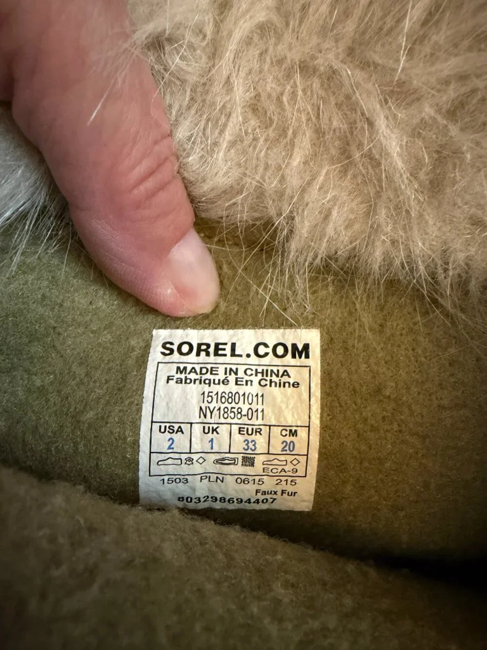 Sorel gently preloved